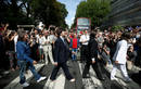 Ir a Fotogaleria  Decenas de fans recrean la fotografía de 'Abbey Road' en su 50 aniversario