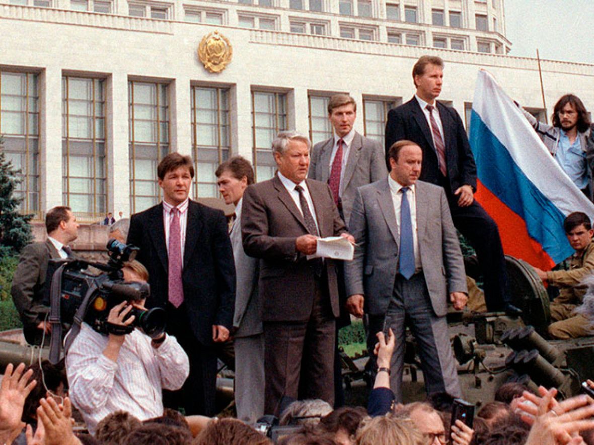 Aniversario del golpe en la URSS 20 años del intento de golpe de estado contra Gorbachov que abrió el camino a la desaparición de la URSS