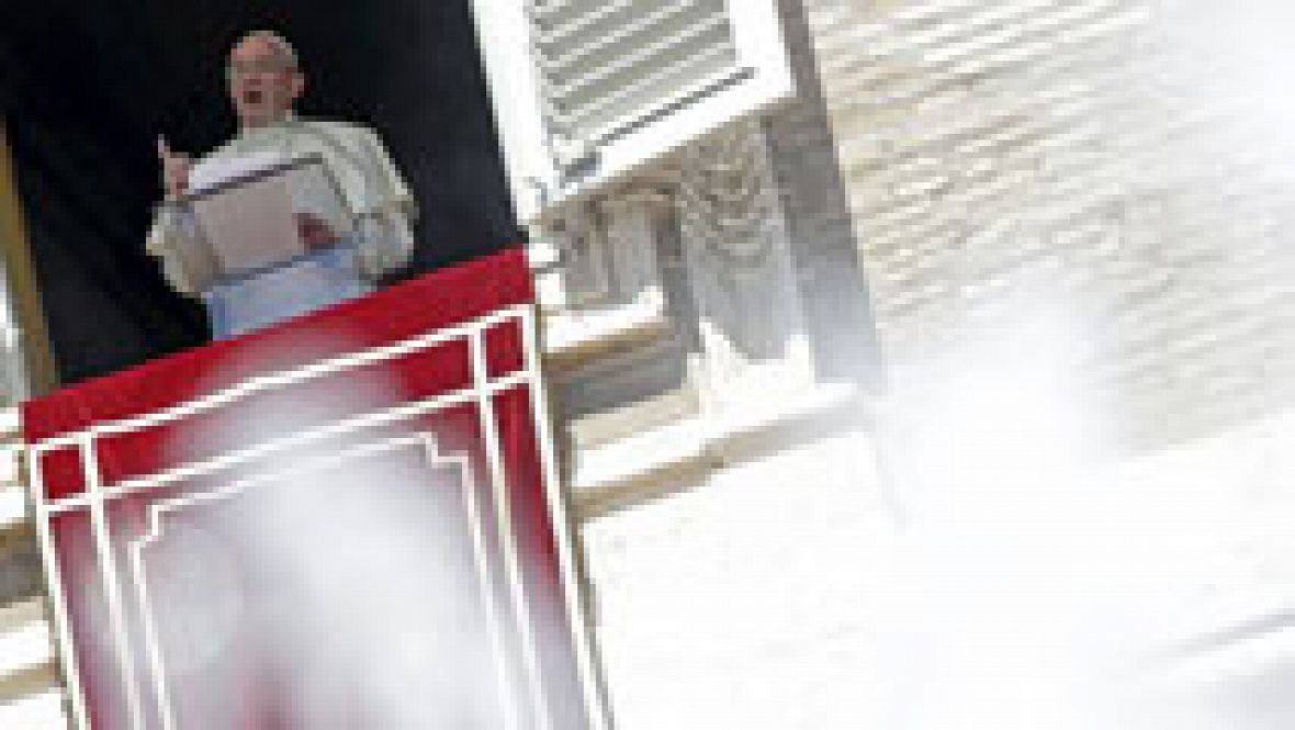El Papa anuncia que los sacerdotes podrán perdonar el aborto, pero sólo durante el Jubileo 