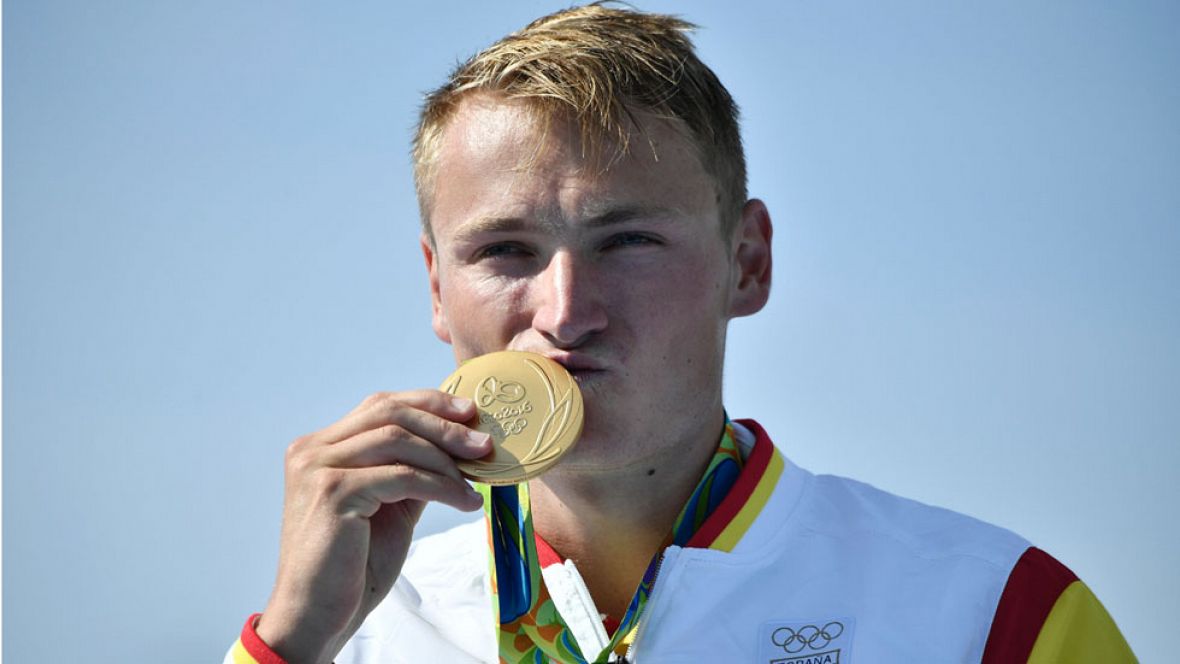 Waltz, español de padre británic y madre alemana, ha recibido la medalla de oro en la prueba de K1 1.000 metros, donde ha vencido con un poderoso esprint final. Es la sexta medalla de los Juegos de Río para España, la cuarta de oro.