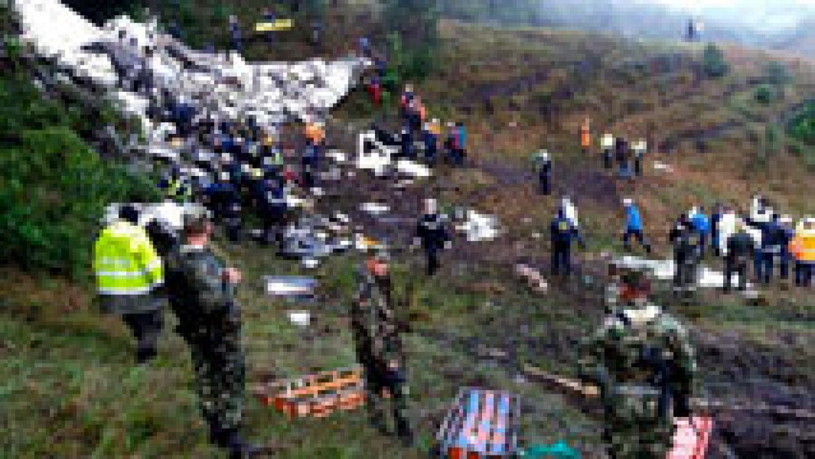 Los investigadores del accidente aéreo en Colombia confirman que el avión estaba sin combustible