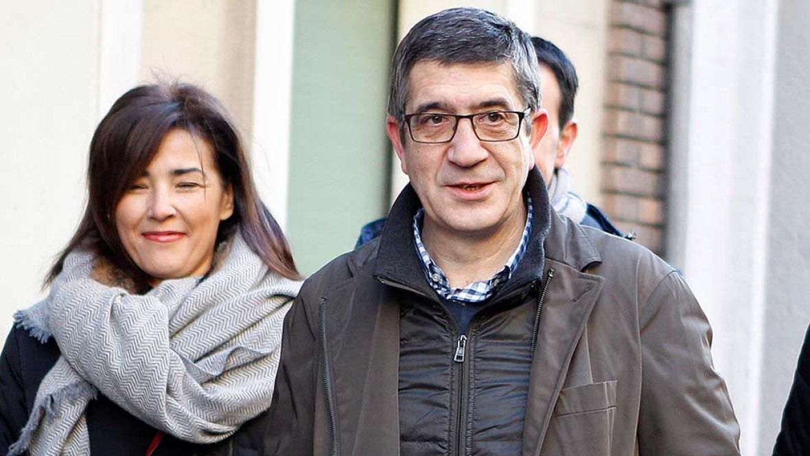Los barones, dispuestos a celebrar el Congreso en junio Los barones del PSOE, dispuestos a celebrar el Congreso Federal en junio