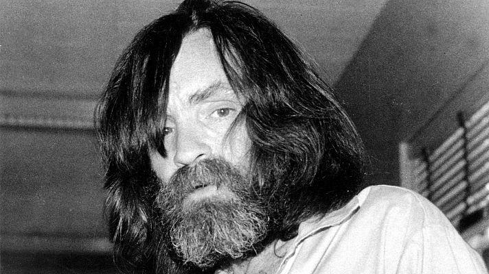 En días como hoy - Charles Mason, el asesino de ricos de Hollywood | Escuchar