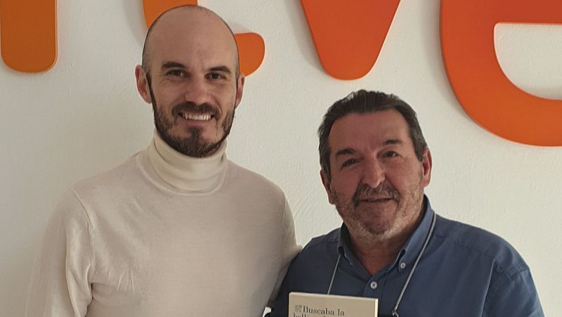 Biblioteca Pública - Jesús Terrés, Buscaba la belleza - Escuchar ahora