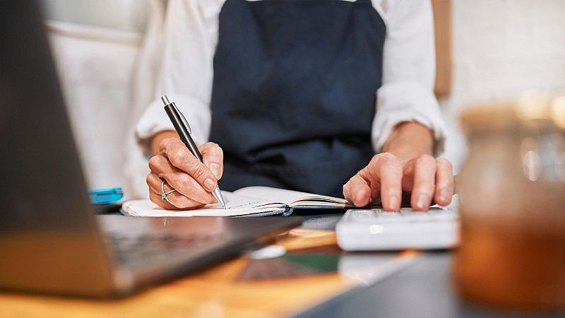 El gallo que no cesa - Una fotografía del estado del pequeño comercio en España