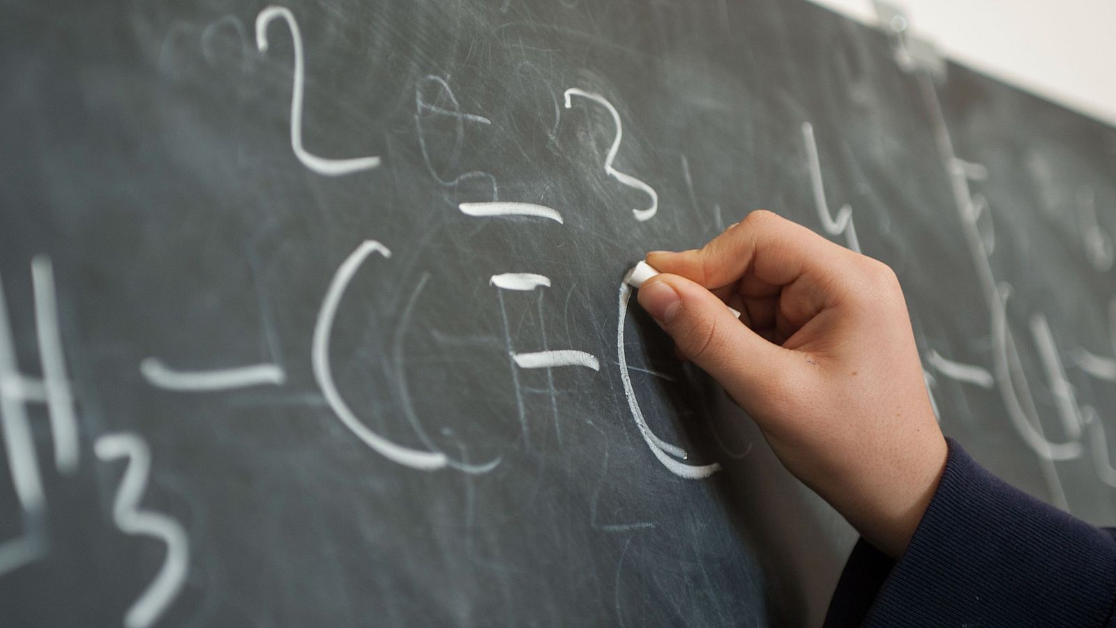 Mario Gutiérrez, CSIF Educación: "El sistema educativo necesita unas reformas estructurales que no se han producido" - Escuchar ahora