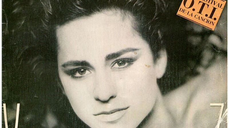 El gallo que no cesa - Rivales y amigas: El duelo de Vicky Larraz y Marta Sánchez - Escuchar ahora