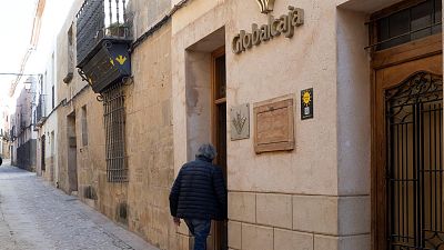 Las ma�anas de RNE con ��igo Alfonso - Exclusi�n financiera: vivir a una hora en bus del cajero m�s cercano - Escuchar ahora