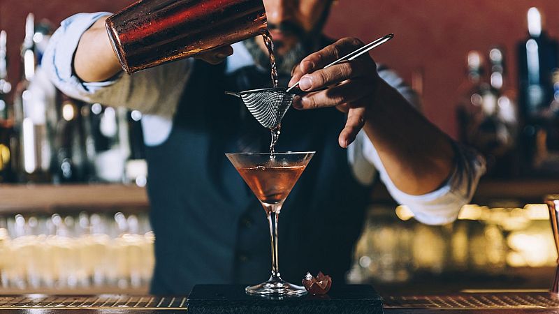 Memoria de delfín - 1ª Hora: Día Mundial del Bartender - Escuchar ahora