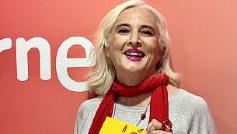 Mariola Cubells & Raquel Fernández - Ellas pueden | Escuchar