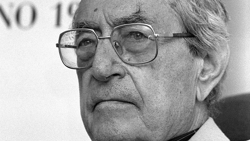 Documentos RNE - Luis Rosales, el poeta de la nieve encendida - 16/02/24