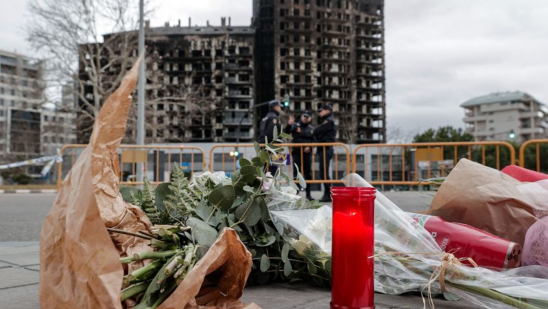 Los inquilinos de los edificios incendiados en Valencia crean una asociación de damnificados