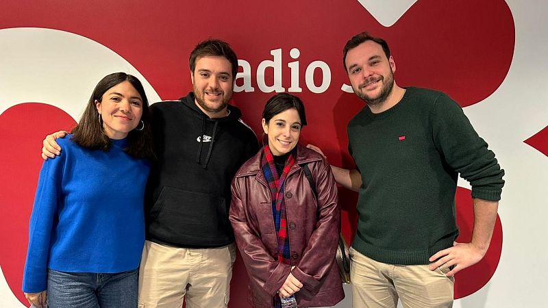 Hoy empieza todo - Incels, tinder y criptomonedas con Gala Hernández - 27/02/2024