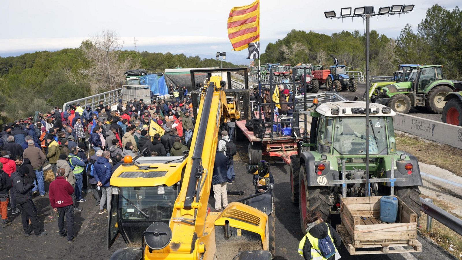 24 horas - Revolta Pagesa: "Levantaremos el corte si recibimos propuestas firmes" - Escuchar ahora