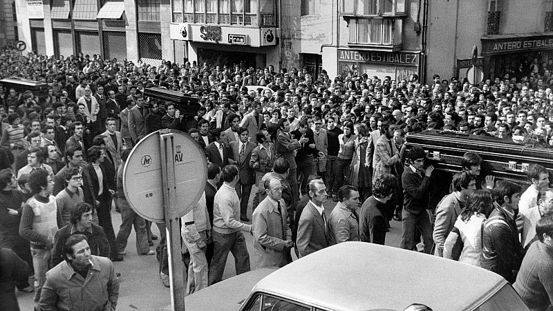 Audios para recordar - Cinco muertos en los Sucesos de Vitoria de 1976 - 05/03/24 - Escuchar ahora