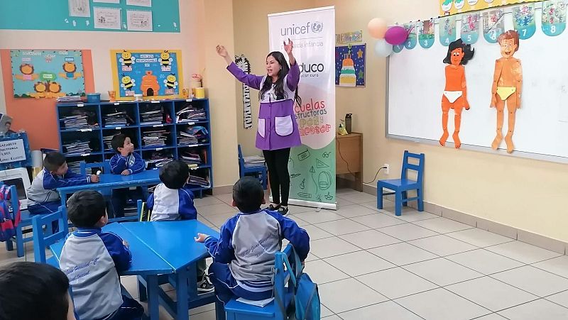 Reportajes 5 continentes - Violencia en las escuelas en Bolivia - Escuchar ahora