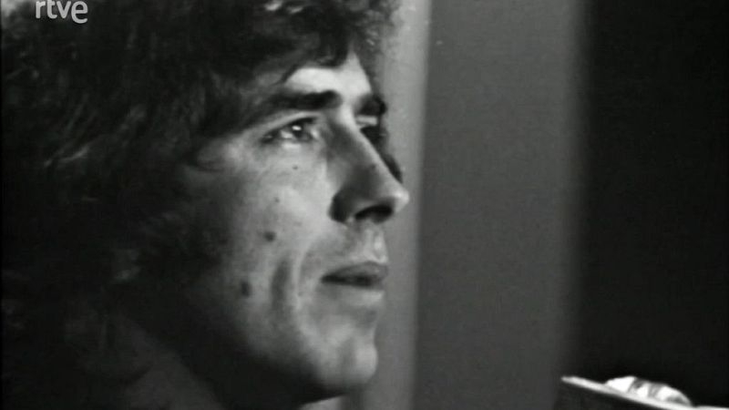 Letra y música - Serrat recita a Whitman - 07/03/24 - Escuchar ahora