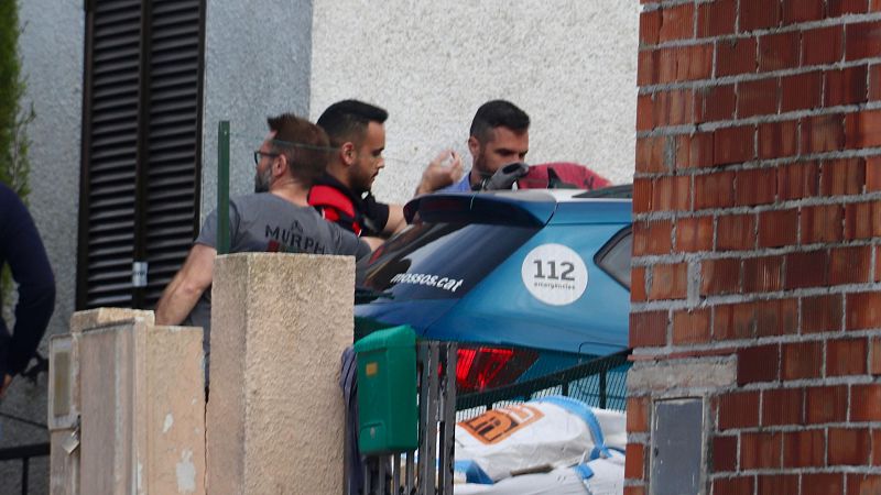 Segon dia de dol oficial pel crim masclista a Bellcaire de l'Empordà