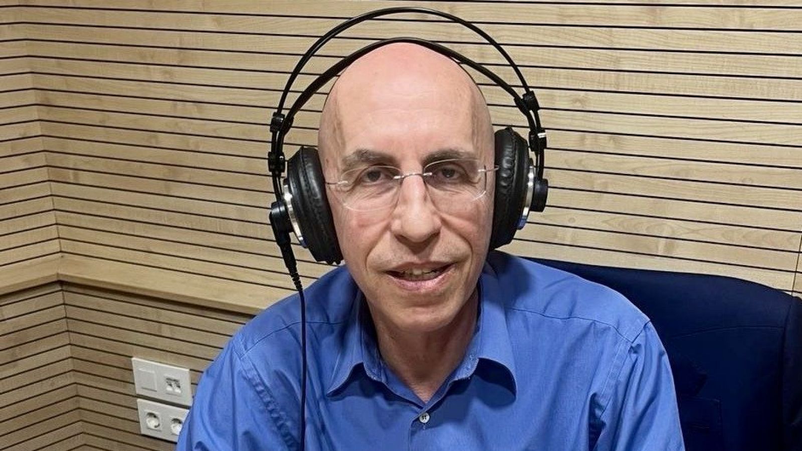 Gente despierta - Desmontamos conspiraciones con Luis Alfonso Gámez - Escuchar ahora