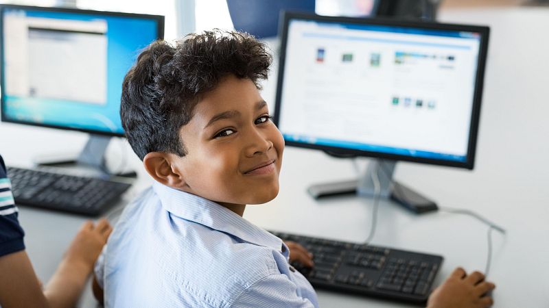 Espacio iberoamericano - Reducir la brecha digital, un esfuerzo de todos - 18/04/24 - escuchar ahora