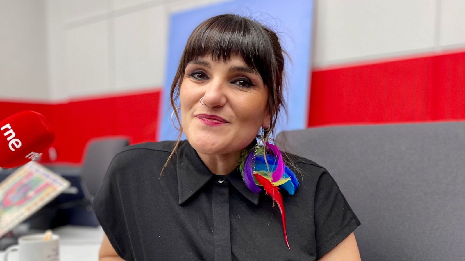 Mañana más -  Rozalén nos abraza con sus canciones - escuchar ahora