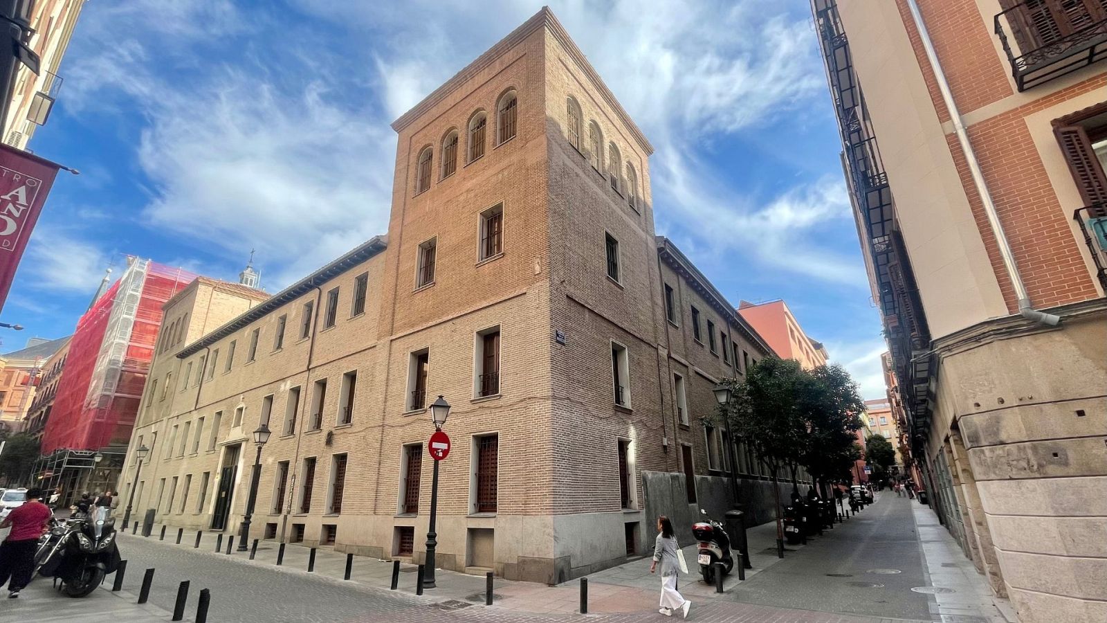 Periplos irradiantes - 3. REdM con Ursaria: Convento de San Plácido - escuchar ahora