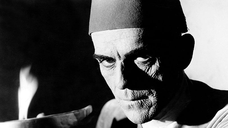 Sangre sobre la tierra - La momia (The Mummy, 1932) - Escuchar ahora