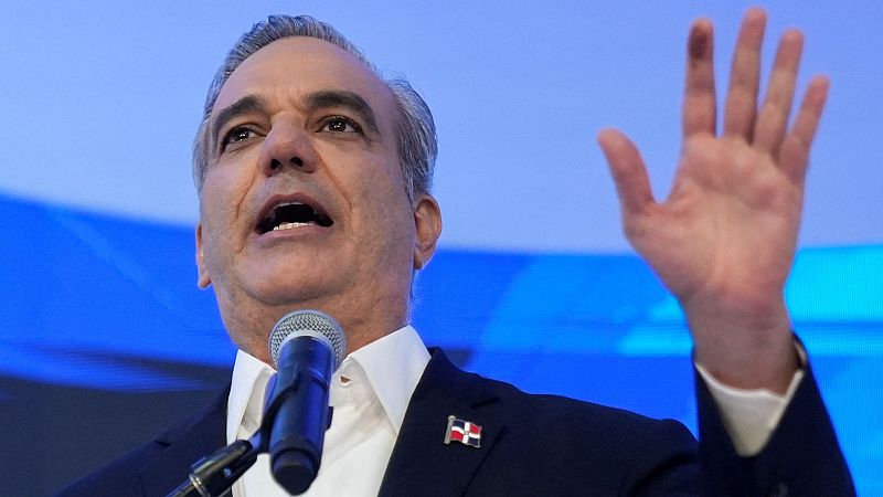 Cinco continentes - Luis Abinader renueva mandato en República Dominicana