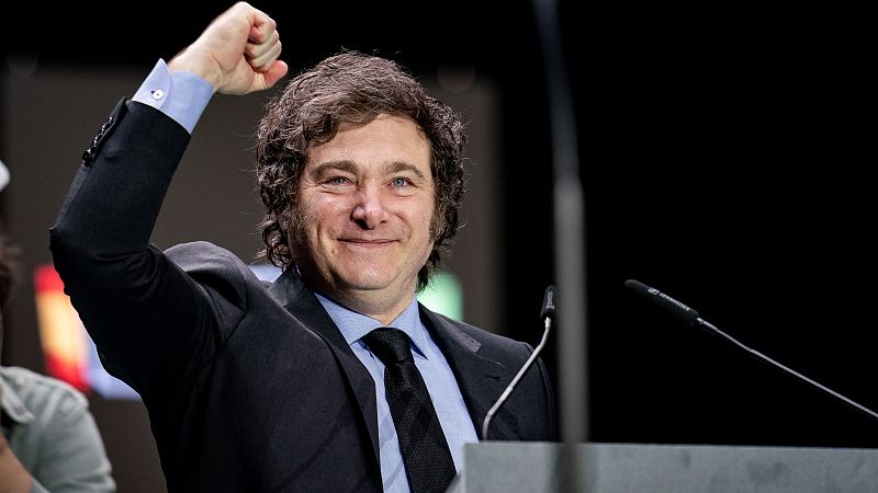 Las mañanas de RNE con Íñigo Alfonso - Marina Artusa, periodista argentina: "Dudo que esto genere más apoyo en el presidente, pero tampoco creo que lo pierda"