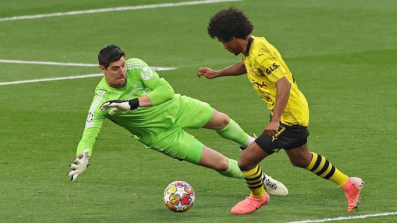 Por tres razones - Las gafas VR que le han permitido a Courtois jugar la final - Escuchar ahora