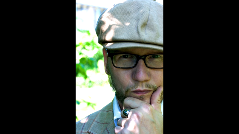 Por las fronteras de Europa - Sjón: alguien diferente - Escuchar ahora