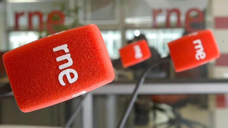 Carmen Domingo, Silvia Carrasco y Cristina Prieto - Ellas pueden | Escuchar