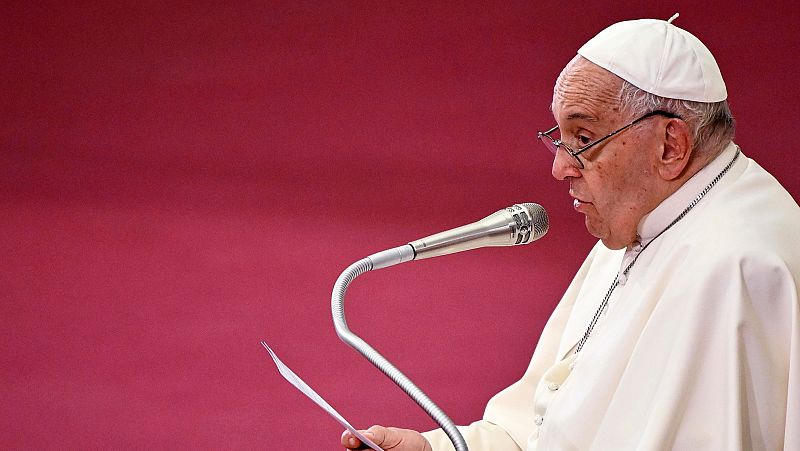 Crónica internacional -  El papa Francisco interviene en la Cumbre del G7 - Escuchar ahora