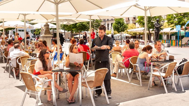 Más cerca - Aumentan las contrataciones para la campaña de verano