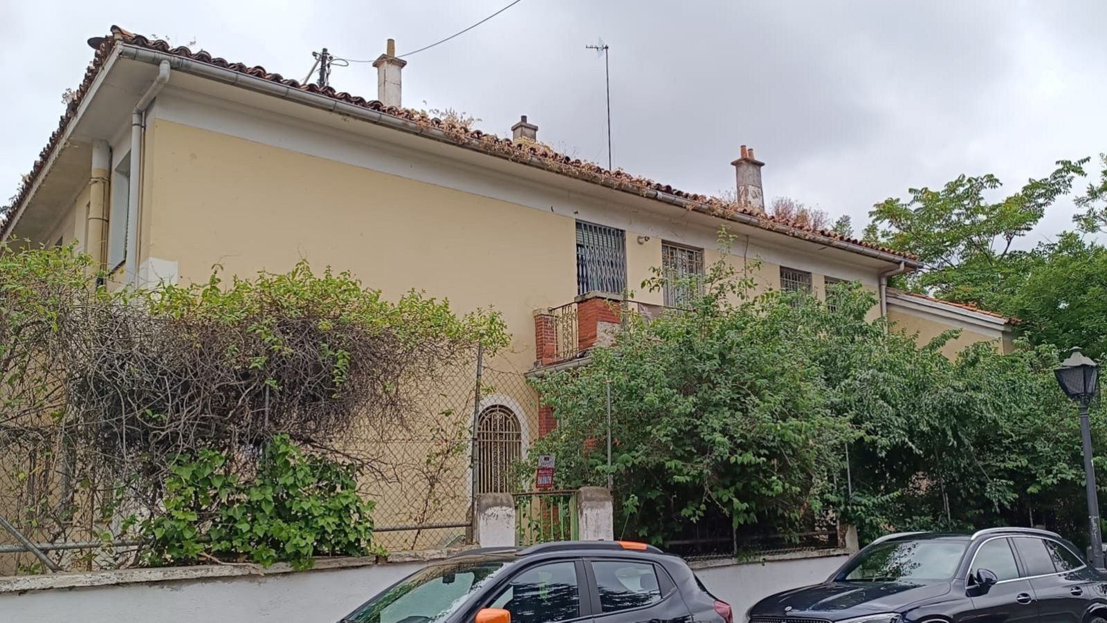 Un paseo por Velintonia, con Javier Vila y Javier Lostalé - Escuchar ahora