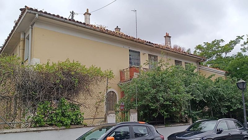 Un paseo por Velintonia, con Javier Vila y Javier Lostalé - Escuchar ahora