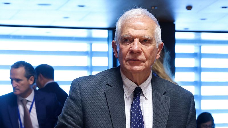 Crónica internacional -  Borrell plantea que Kiev se beneficie de activos rusos, sorteando a Hungría - Escuchar ahora
