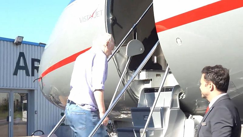 Crónica internacional -  Assange va a formalizar un acuerdo de culpabilidad con la justicia de EEUU