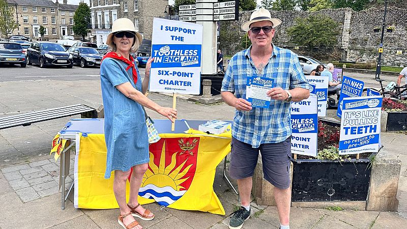 Elecciones Reino Unido 2024 RNE - La sonrisa rota de los pacientes y los trabajadores del NHS