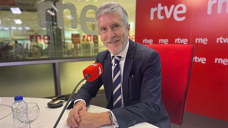 Las mañanas de RNE - Marlaska ve "preocupantes" las resoluciones de la investigación a Begoña Gómez - Escuchar ahora