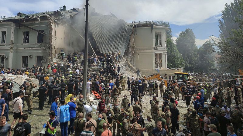 Las mañanas de RNE - ¿Podría escalar el conflicto el envío de la OTAN de aviones F-16 a Ucrania?