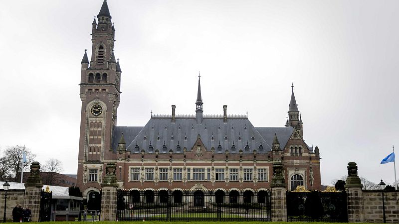 Cinco continentes - Crímenes de guerra y de lesa humanidad en la historia