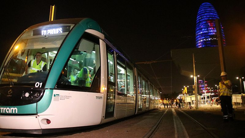 El nou tramvia comença les proves per circular entre Glòries i Verdaguer