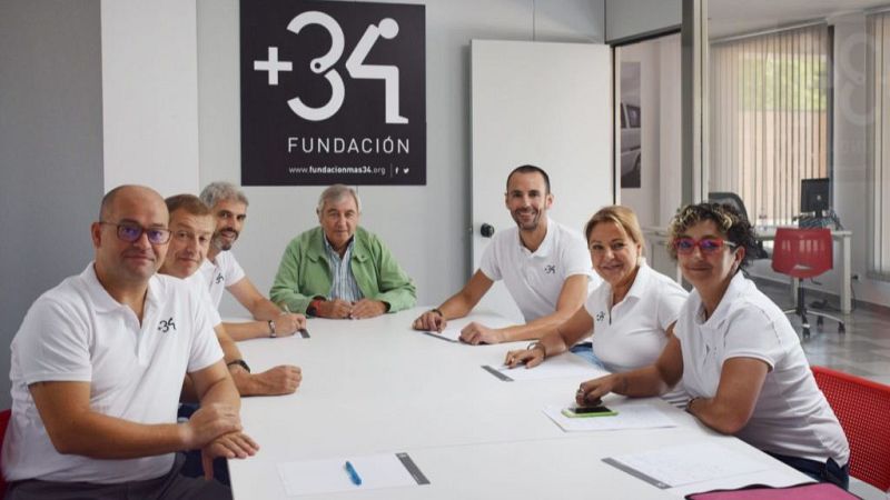 El gallo que no cesa - Fundación +34 y su apoyo a presos españoles en el extranjero