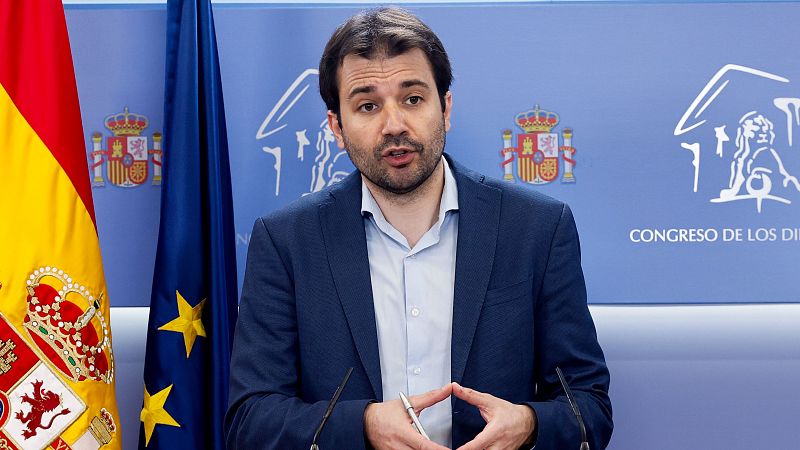 Parlamento RNE - Podemos critica la "tomadura de pelo" de Sánchez en regeneración democrática