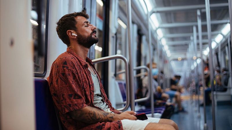 El gallo que no cesa - Huella y lupa: La batalla del silencio - Escuchar ahora