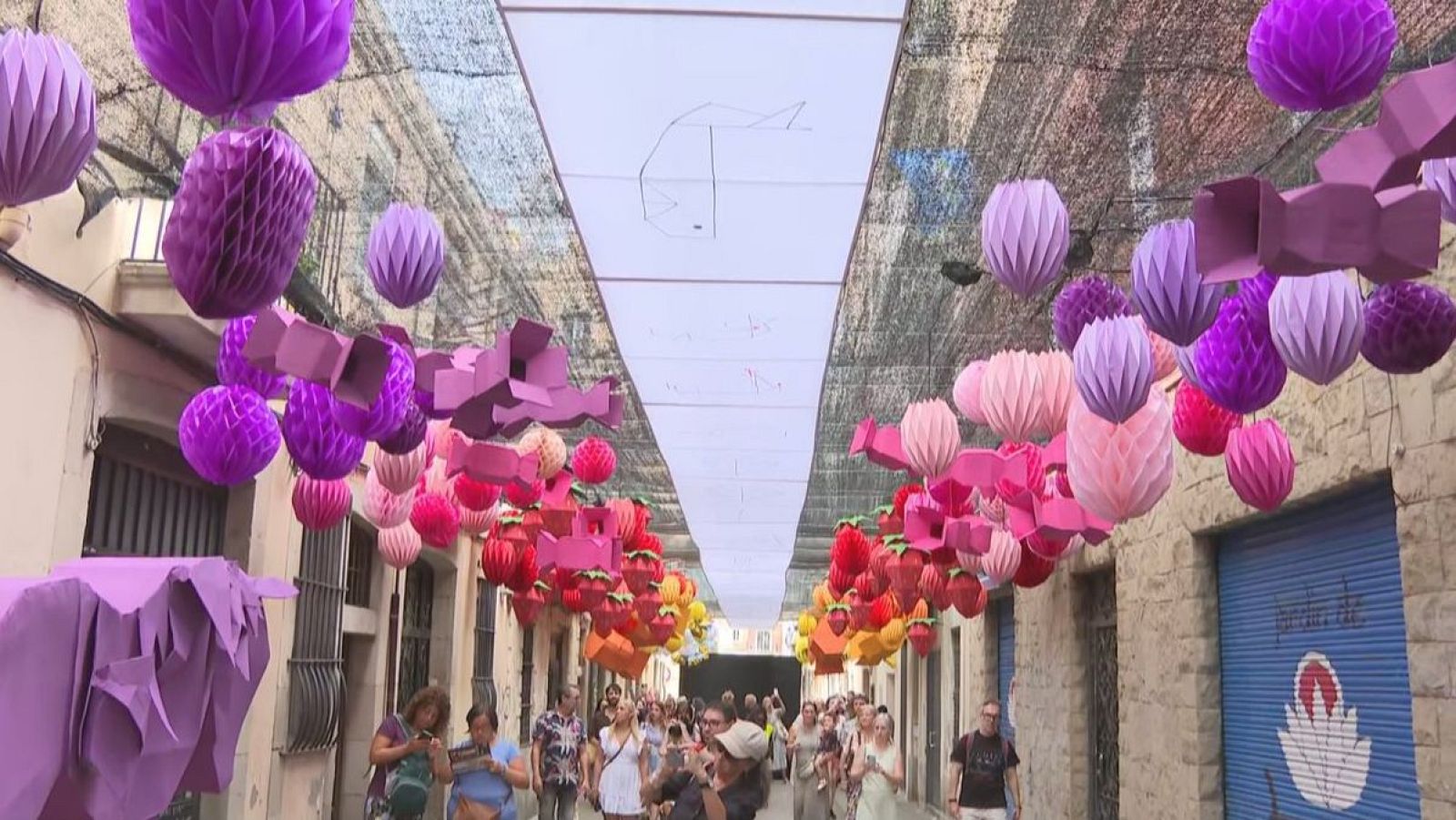 El conflicte amb les colles de cultura popular no desllueix les festes de Gràcia | MÍRIAM ANDREU