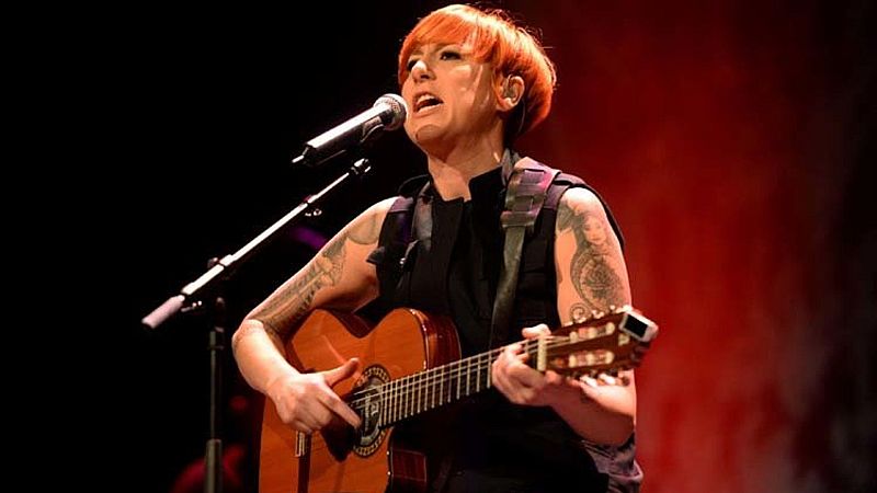 El gallo que no cesa - Ses y sus canciones activistas contra el dolor del mundo - Escuchar ahora