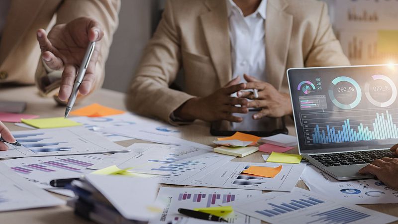 Diez minutos bien empleados - El eterno debate de la reducción de jornada - 02/09/24