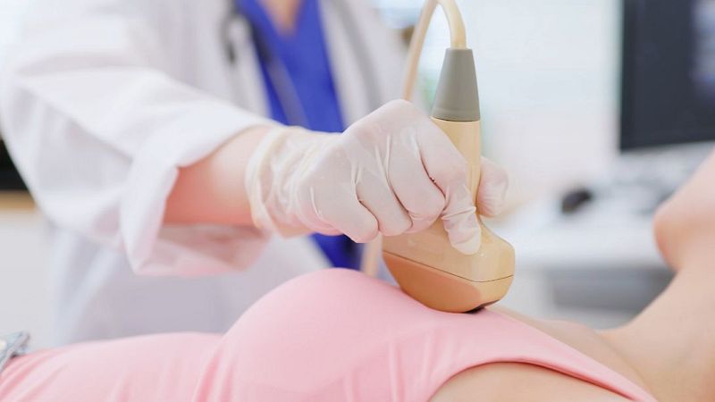 Las mañanas de RNE - Las pacientes con cáncer de mama metastásico confían que se financien sus medicamentos